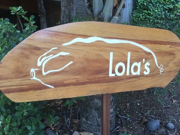 Lola's main entrance sign