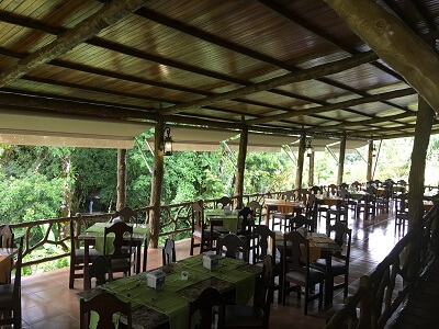 The Los Lagos open air dining area