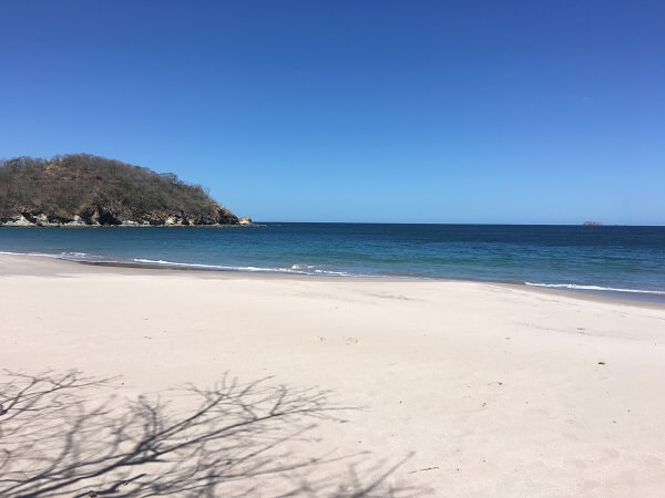 The white sand of Playa Zapotillal